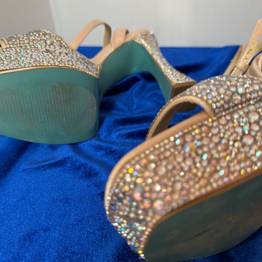 Betsey Johnson  Crystal Embellished Platform Sandals - Champagne 8 - Picture 5 of 7